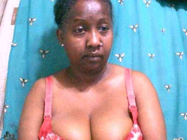 Sylivinaahh webcam