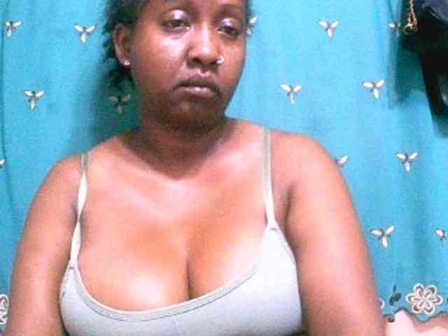 Sylivinaahh webcam