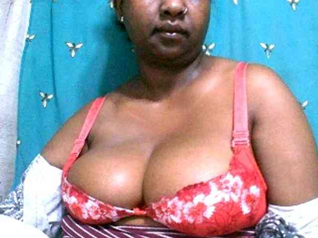 Sylivinaahh webcam