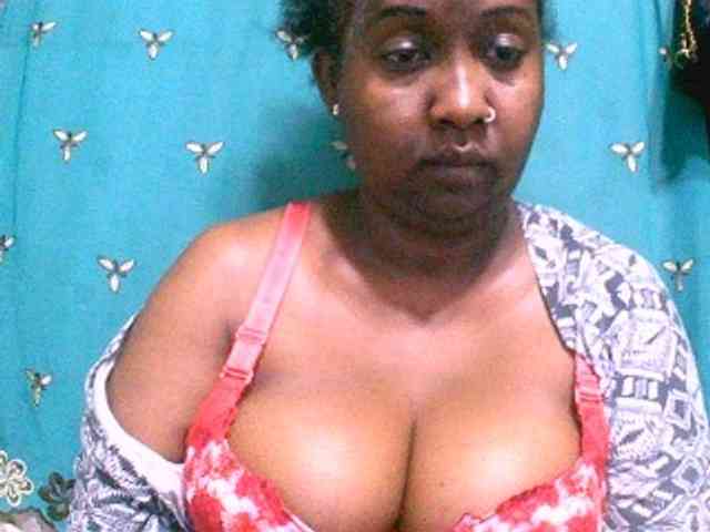 Sylivinaahh webcam