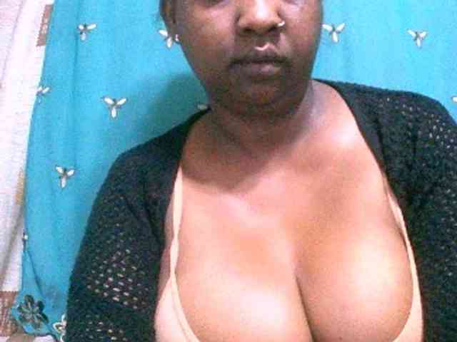 Sylivinaahh webcam