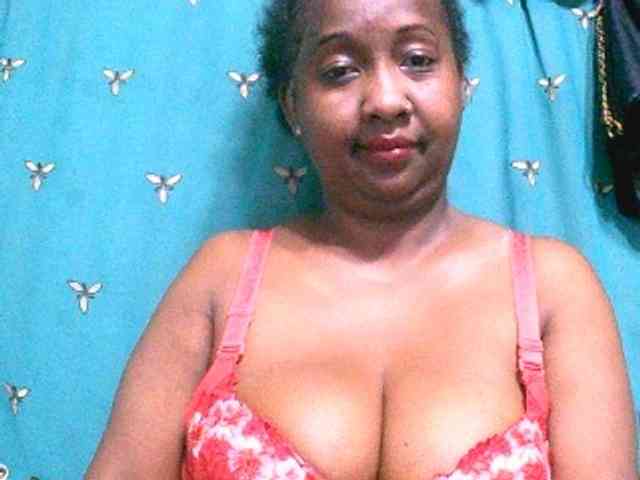 Sylivinaahh webcam