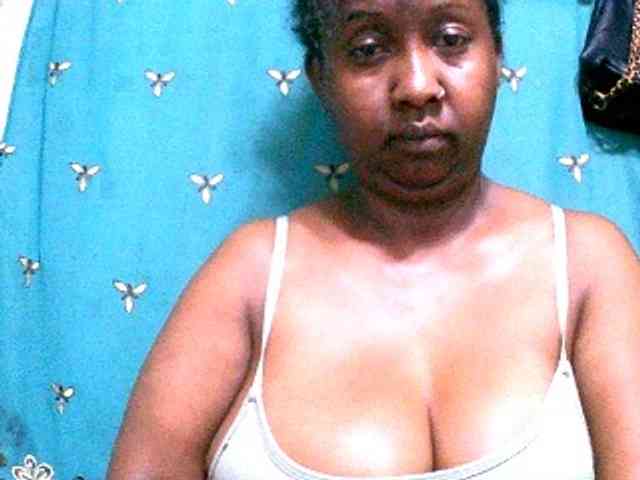 Sylivinaahh webcam