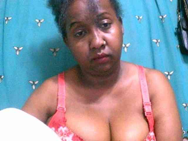 Sylivinaahh webcam
