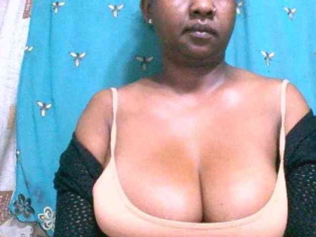 Sylivinaahh webcam