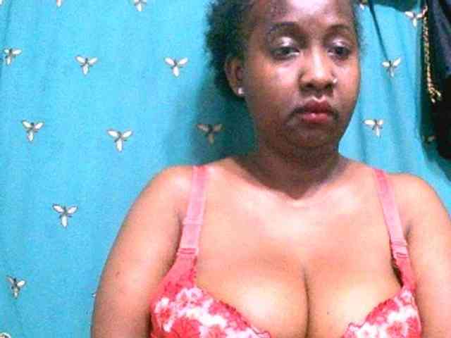Sylivinaahh webcam