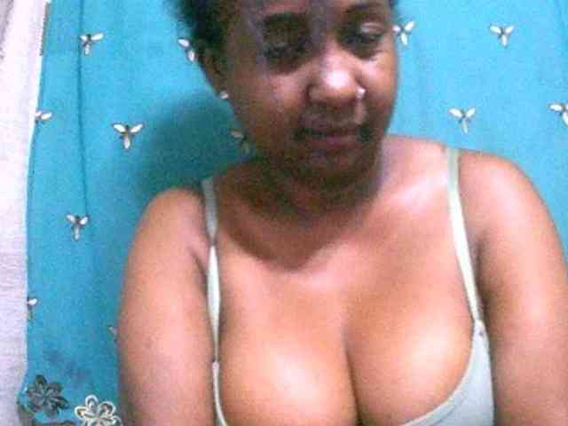 Sylivinaahh webcam
