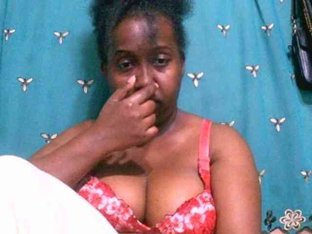 Sylivinaahh webcam