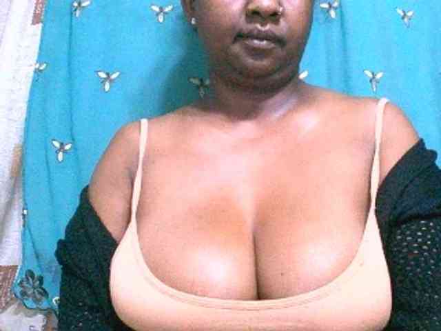 Sylivinaahh webcam
