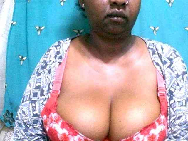 Sylivinaahh webcam