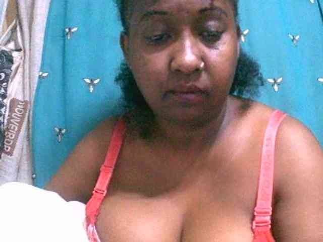 Sylivinaahh webcam