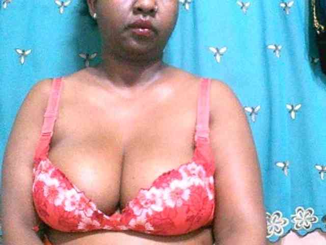 Sylivinaahh webcam