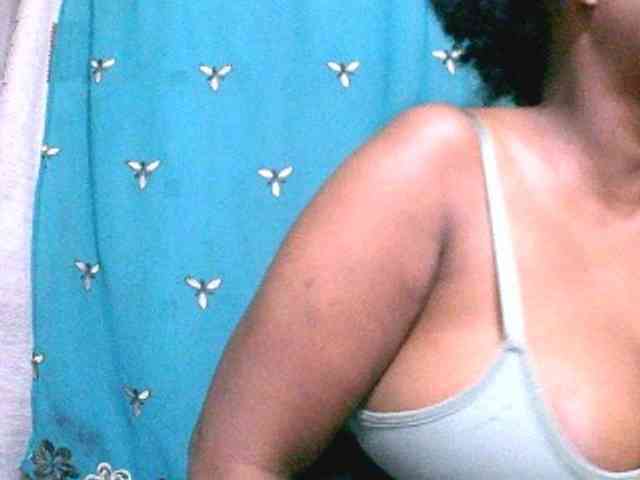 Sylivinaahh webcam