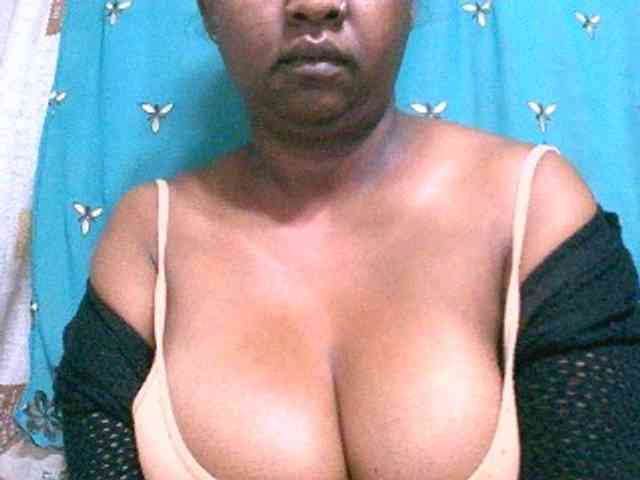 Sylivinaahh webcam