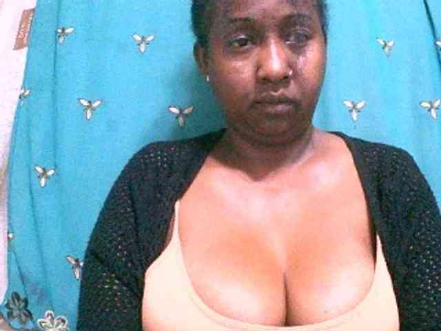 Sylivinaahh webcam