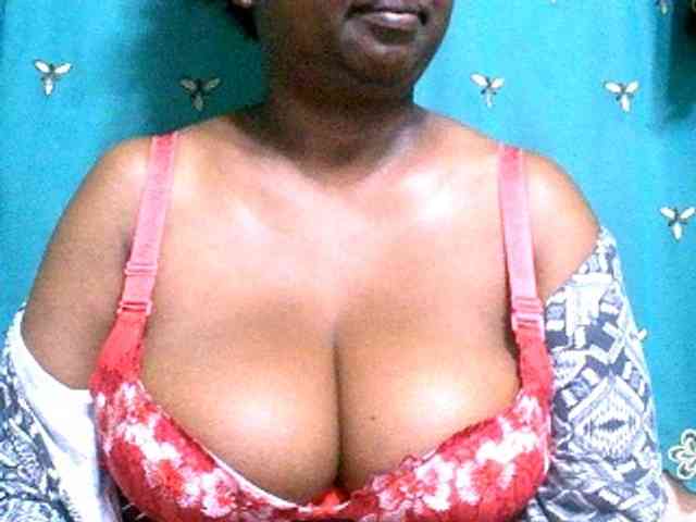 Sylivinaahh webcam