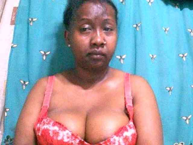 Sylivinaahh webcam