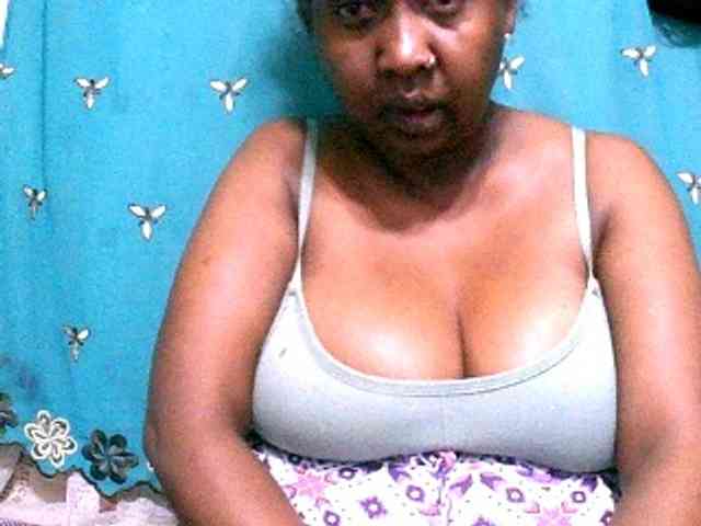 Sylivinaahh webcam