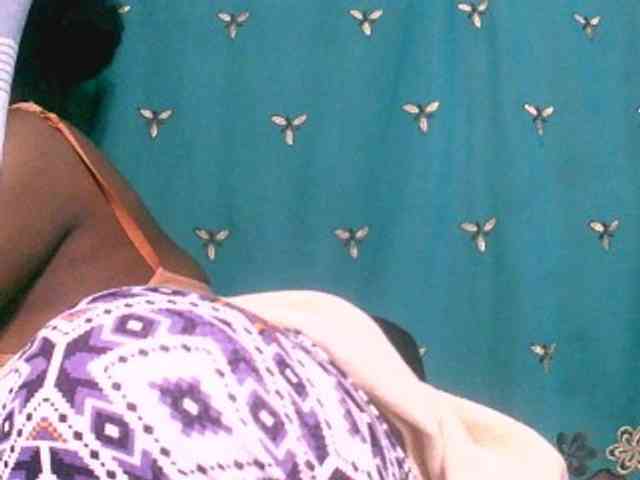 Sylivinaahh webcam