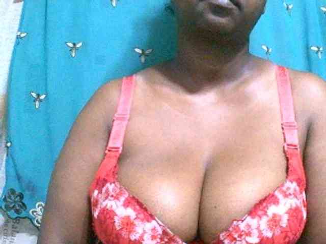 Sylivinaahh webcam