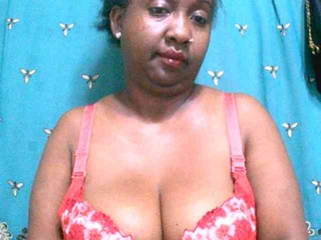 Sylivinaahh webcam