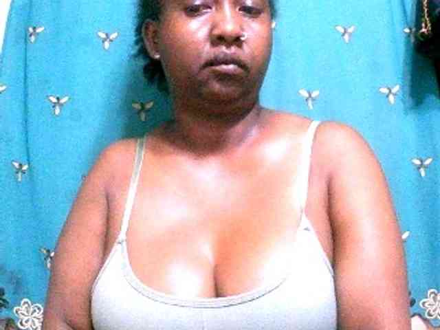 Sylivinaahh webcam