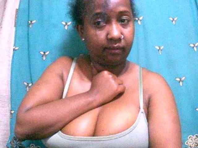 Sylivinaahh webcam