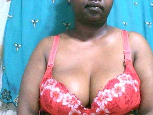 Sylivinaahh webcam