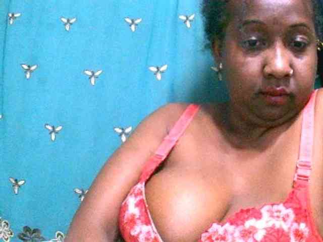 Sylivinaahh webcam