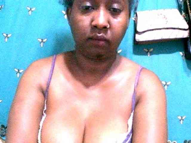Sylivinaahh webcam
