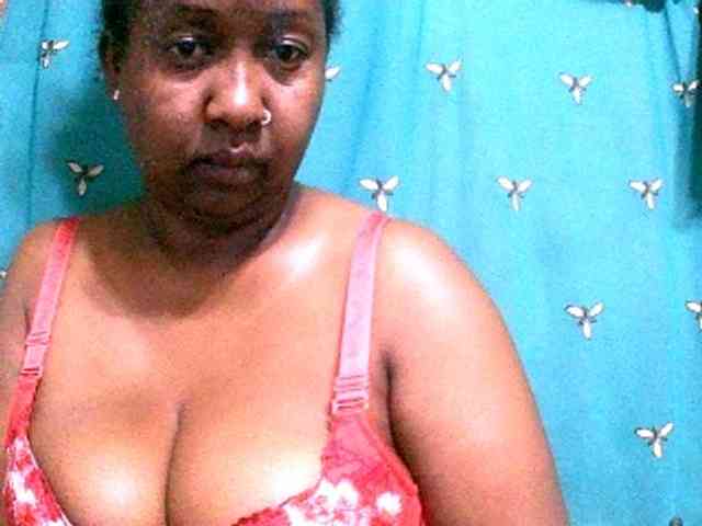 Sylivinaahh webcam
