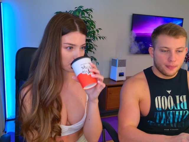 jony-jessica chat room
