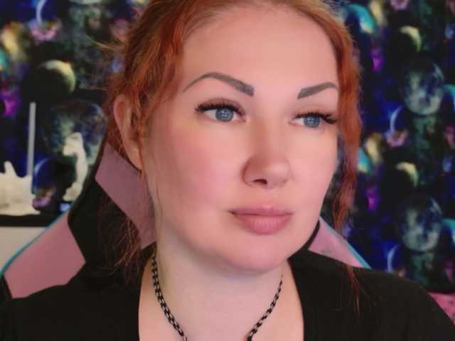 Chat with Satisfy_Me live cam