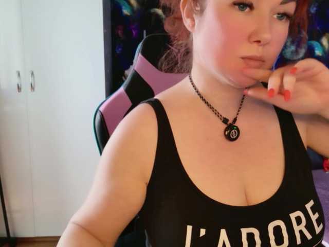  Satisfy-Me chat room