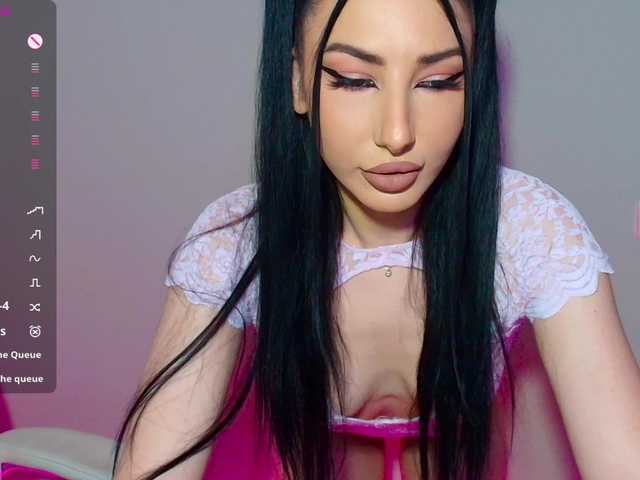VickyLouna