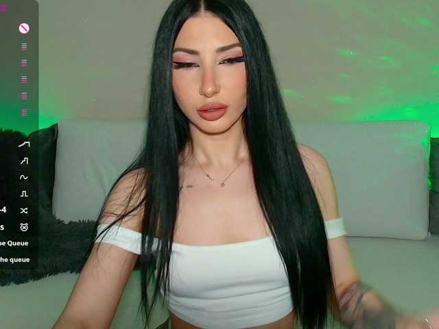 Sex chat gratuit in direct cu VickyLouna pe BongaCams