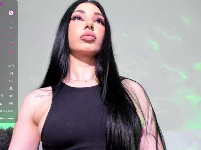 VickyLouna