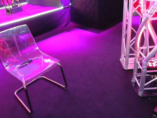 VickyLouna