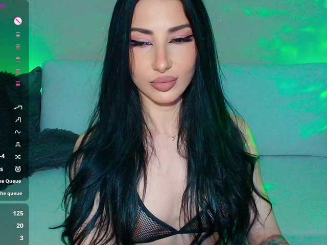 VickyLouna