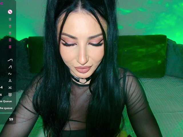 Sex chat gratuit in direct cu VickyLouna pe BongaCams