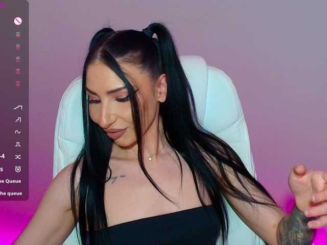 VickyLouna
