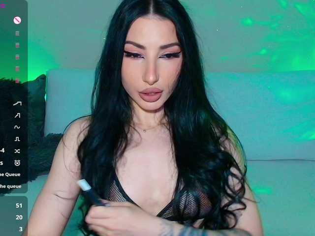 Sex chat gratuit in direct cu VickyLouna pe BongaCams