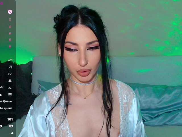 Sex chat gratuit in direct cu VickyLouna pe BongaCams