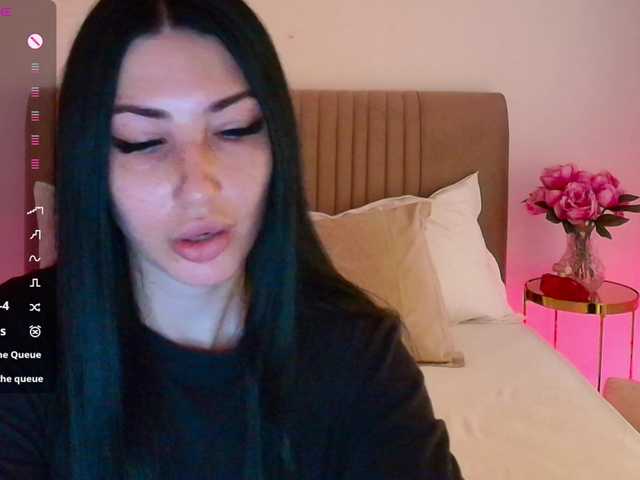VickyLouna