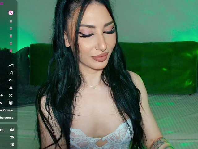 Sex chat gratuit in direct cu VickyLouna pe BongaCams