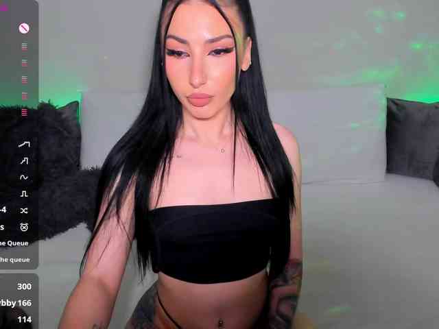 VickyLouna webcam