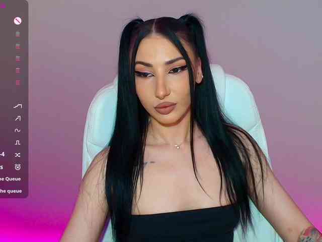 VickyLouna webcam