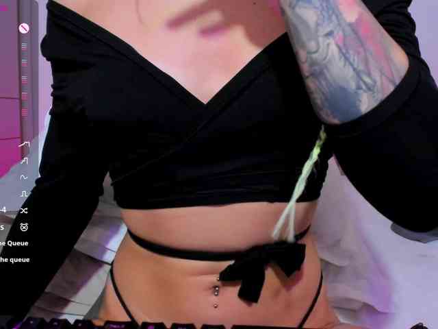 VickyLouna webcam