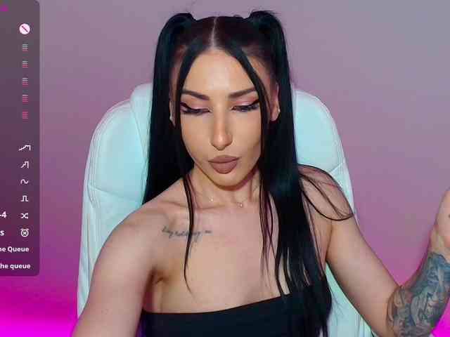 VickyLouna webcam