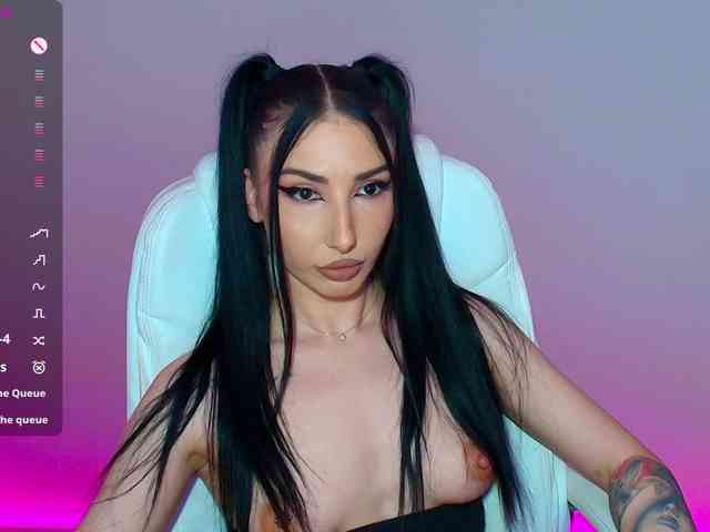 VickyLouna webcam